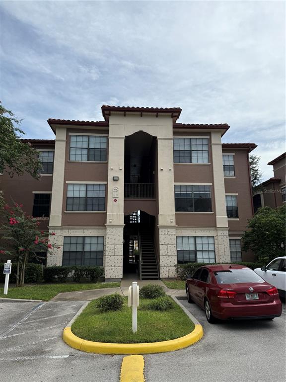 6137 METROWEST BOULEVARD UNIT 306
