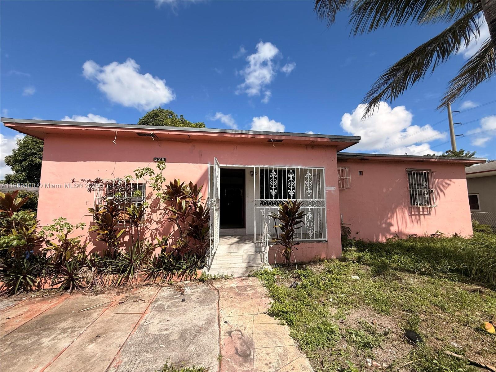 525 NW 119th St, Miami FL 33168
