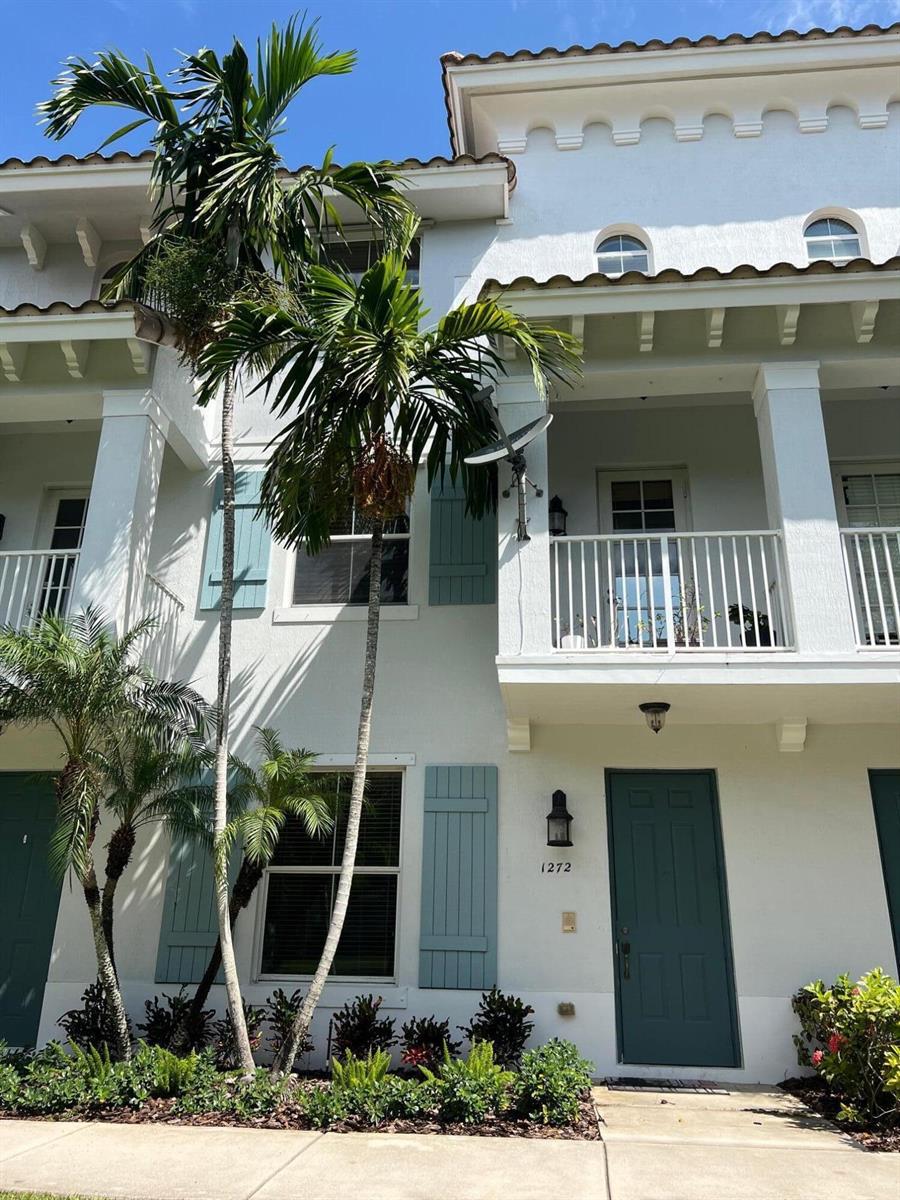 1272 Via Fiume, Boynton Beach FL 33426