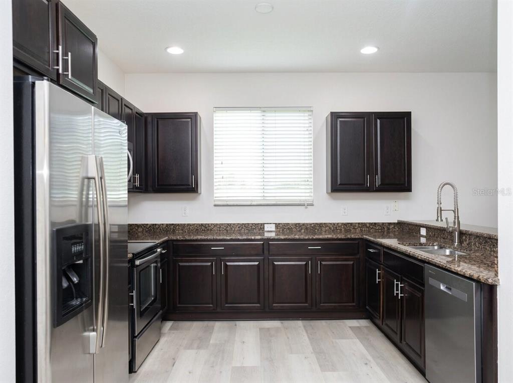 11926 VERRAZANO DRIVE, ORLANDO, FL — photo 3 of 30
