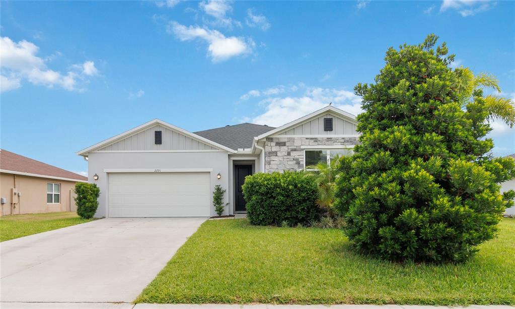 2291 CARRIAGE POINTE LOOP