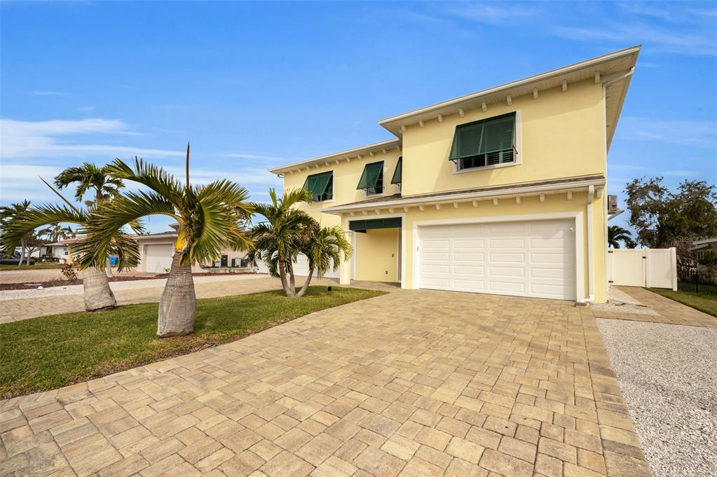 11325 5TH STREET E, TREASURE ISLAND, FL — photo 4 of 30