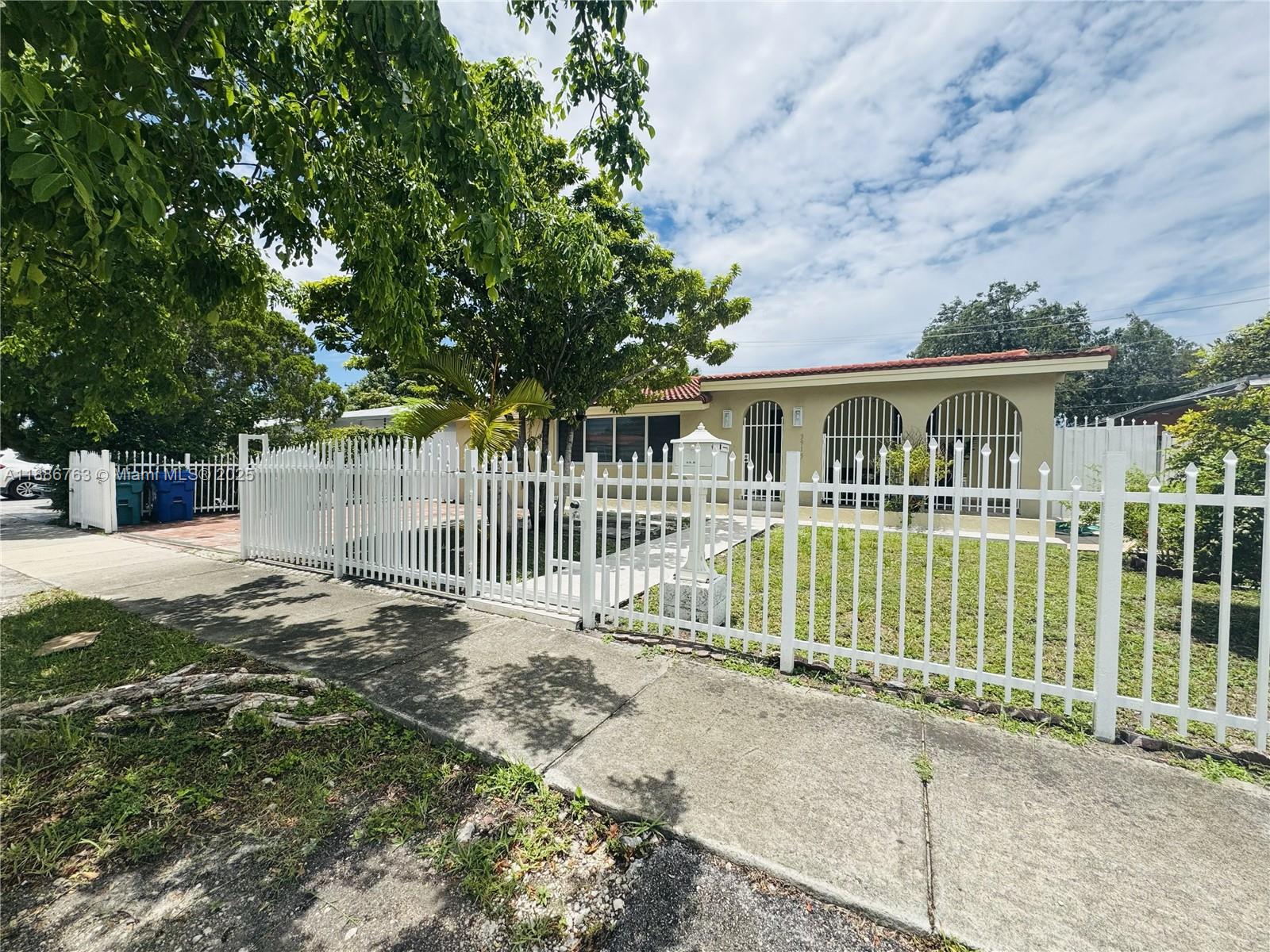 3915 NW 4th Ter, Miami FL 33126