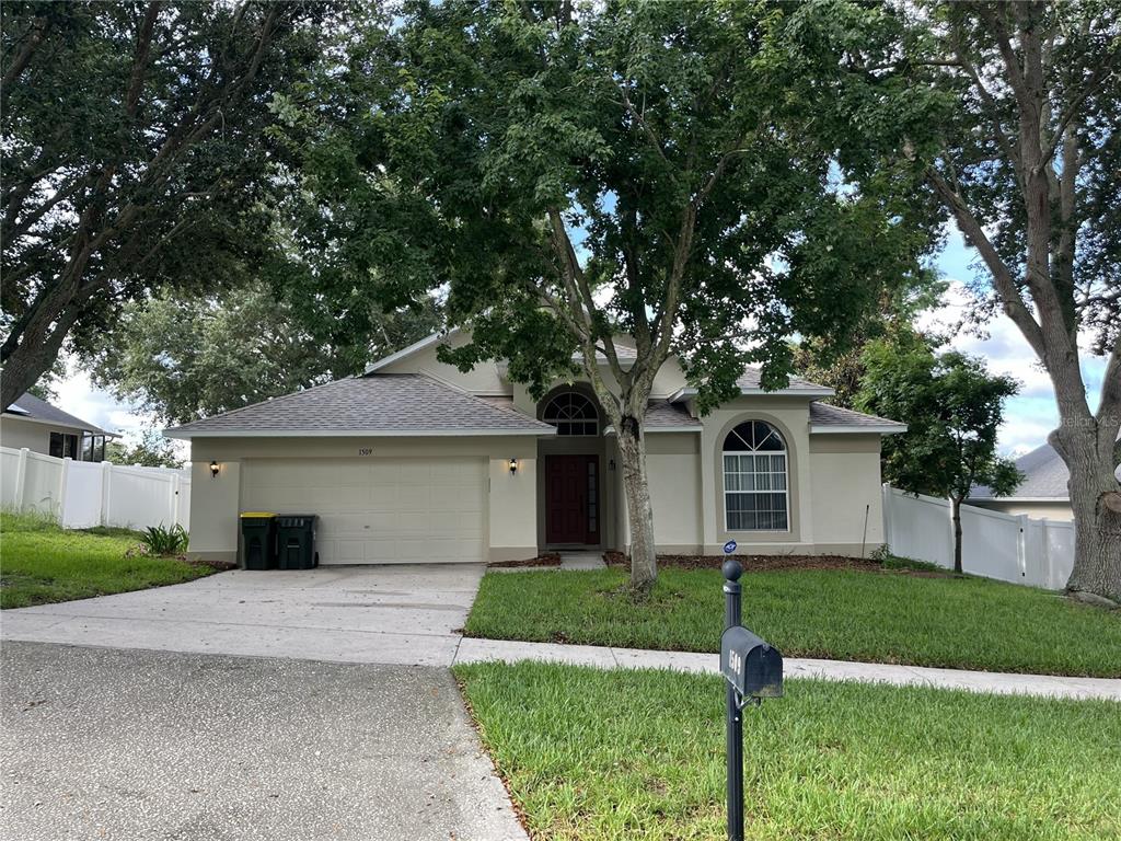 1509 SUNDOWN LANE