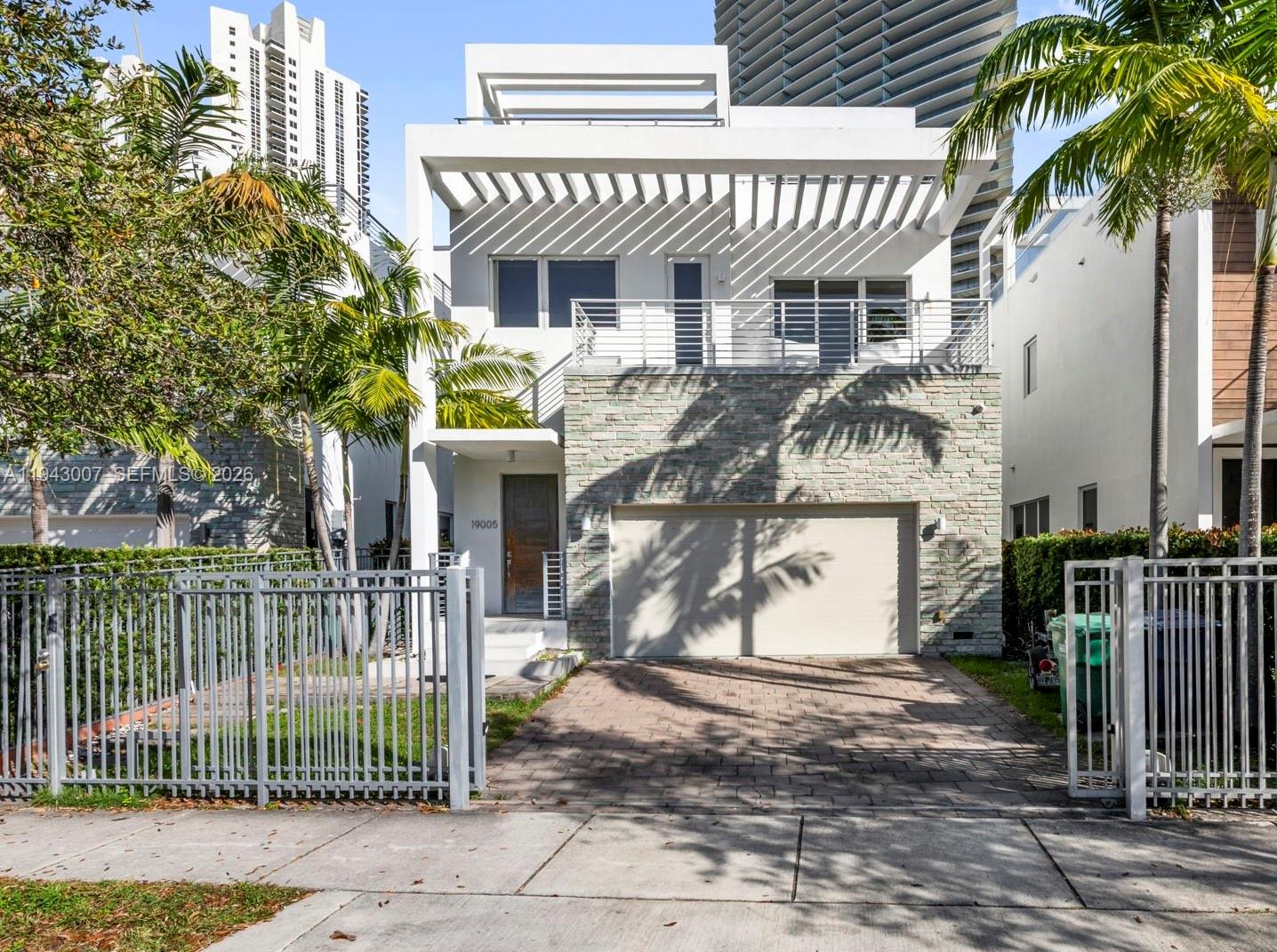 19005 Atlantic Blvd, Sunny Isles Beach FL 33160
