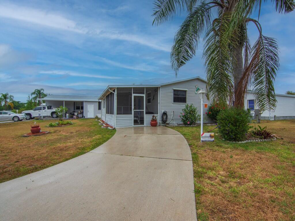 471 Tropical Isles Circle, Fort Pierce FL 34982