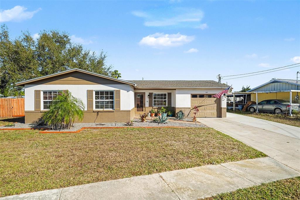 557 FLAME TREE DRIVE, APOLLO BEACH, FL — photo 2 of 30