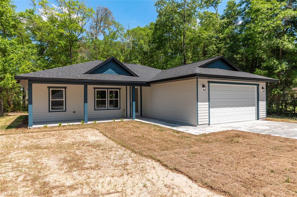 316 SW CABOOSE DRIVE