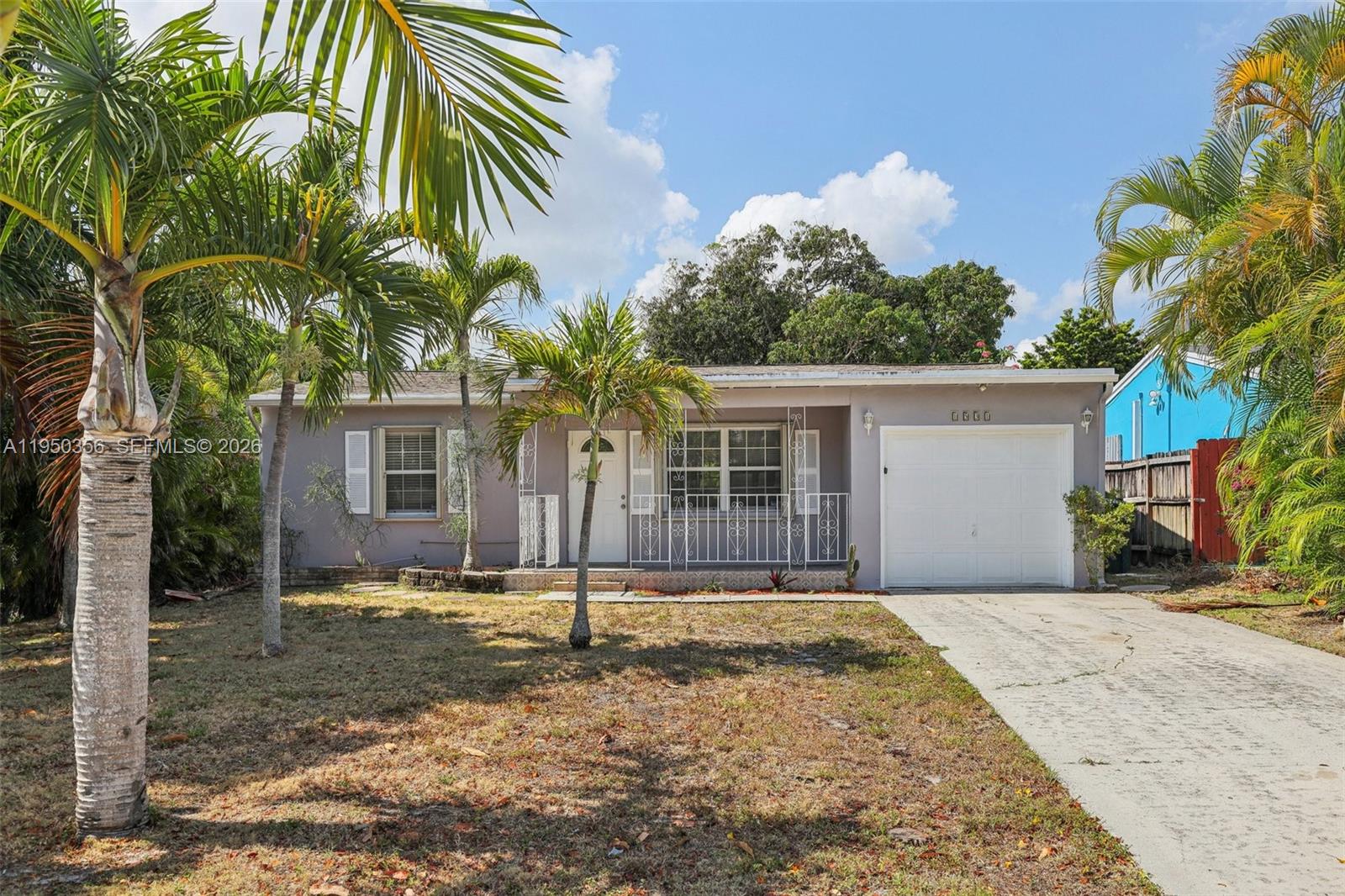 1531 N 17th Ave N, Lake Worth FL 33460