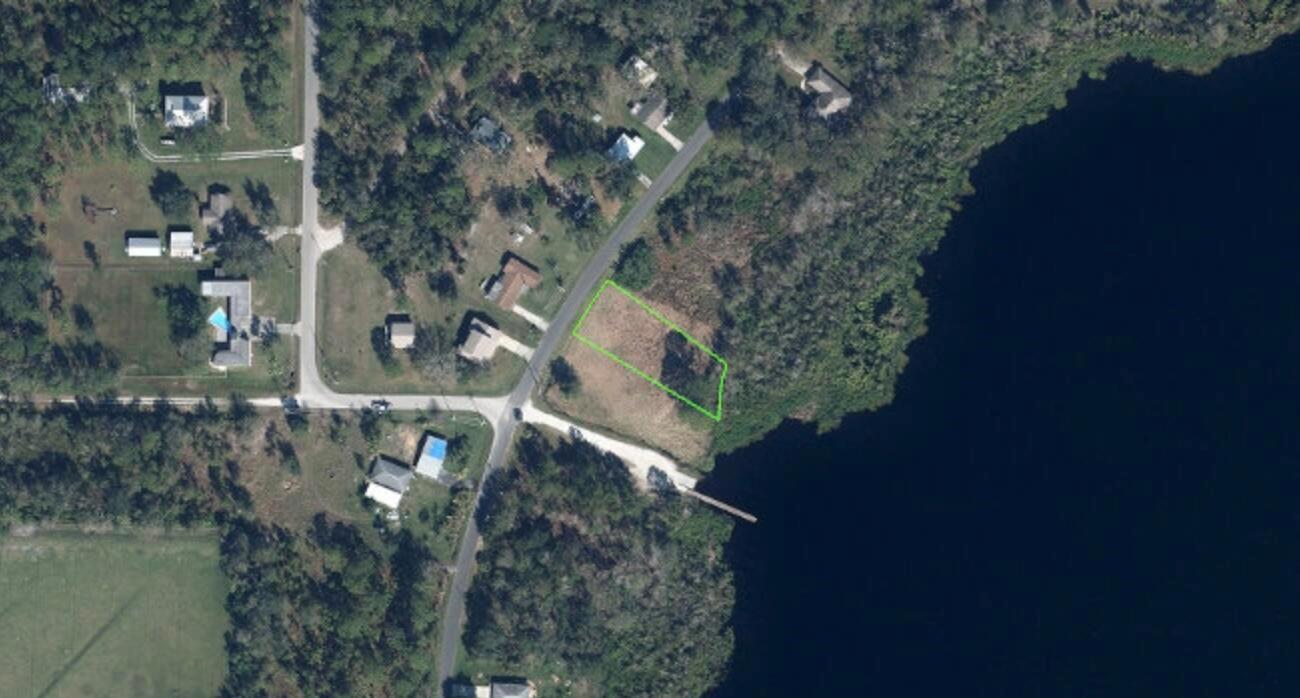 6338 Lakeside Drive W, Sebring FL 33875