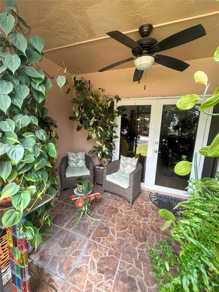 13707 Kendale Lakes Cir # 110, Miami FL 33183