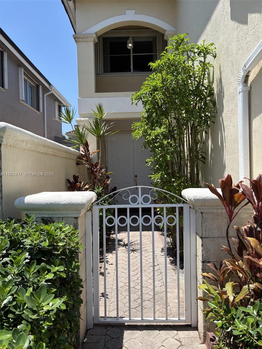14737 SW 132nd Ct, Miami FL 33186