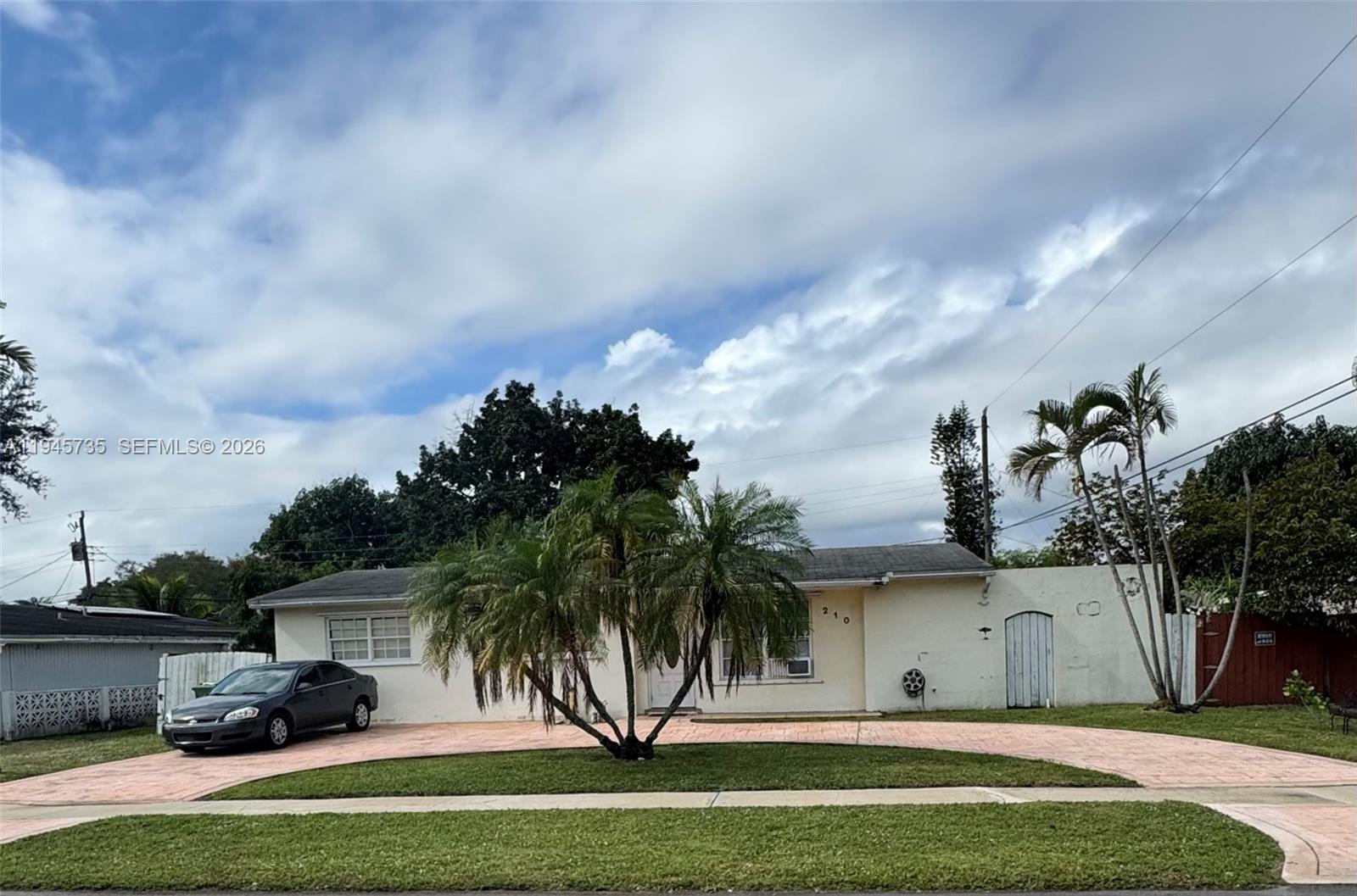 210 SW 65th Ave, Pembroke Pines FL 33023