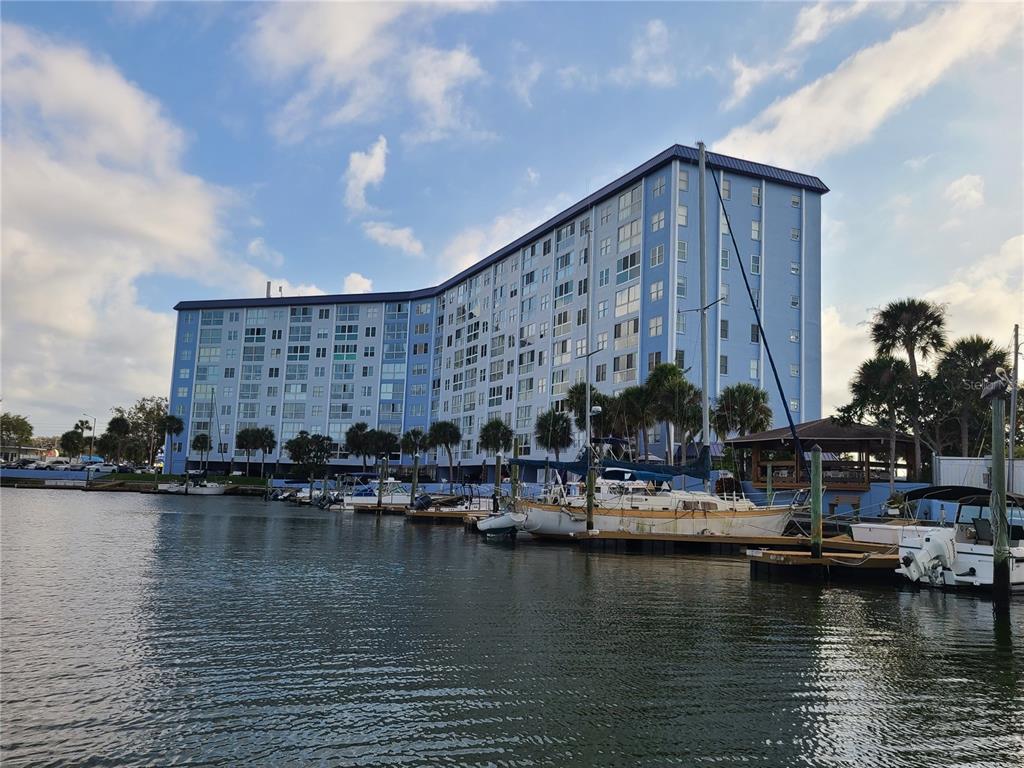 4939 FLORAMAR TERRACE UNIT 810