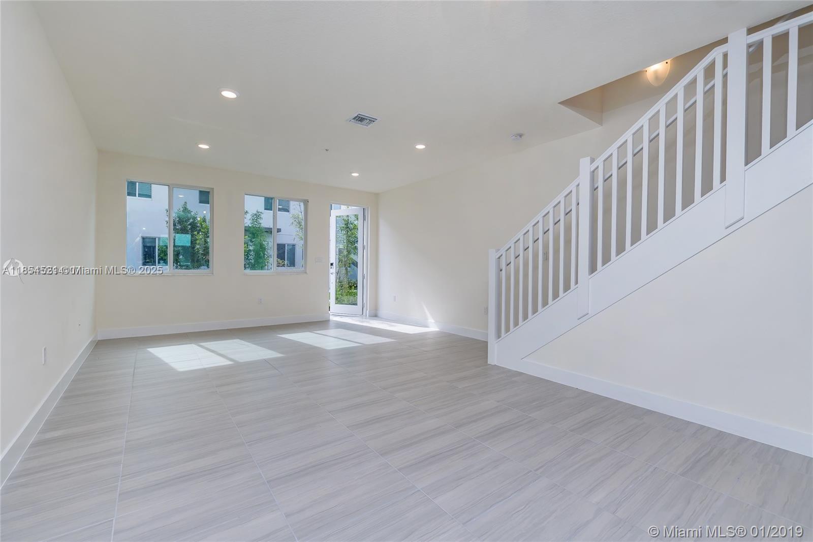 10226 NW 64th Ter # 105, Doral FL 33178