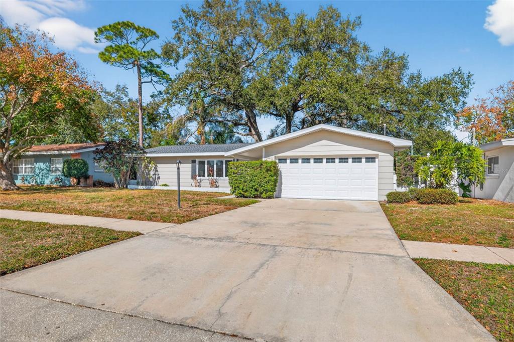 1648 LEISURE DRIVE