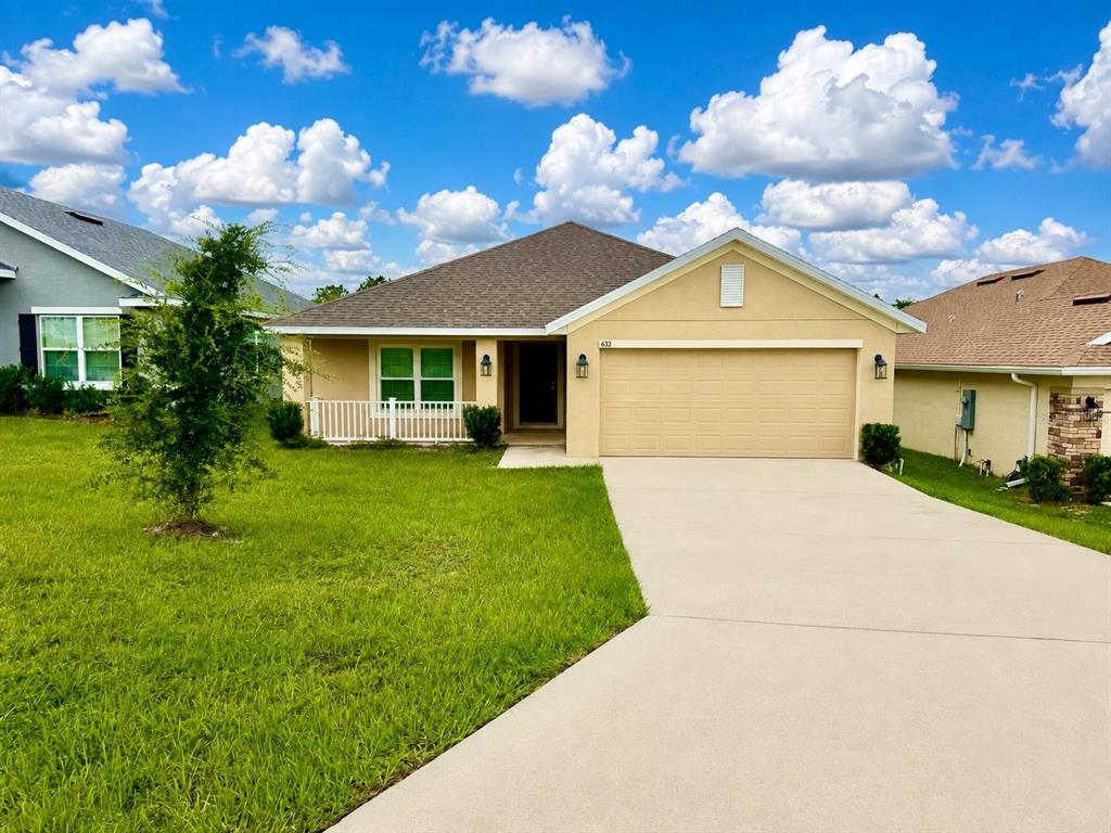 633 W REXFORD DRIVE