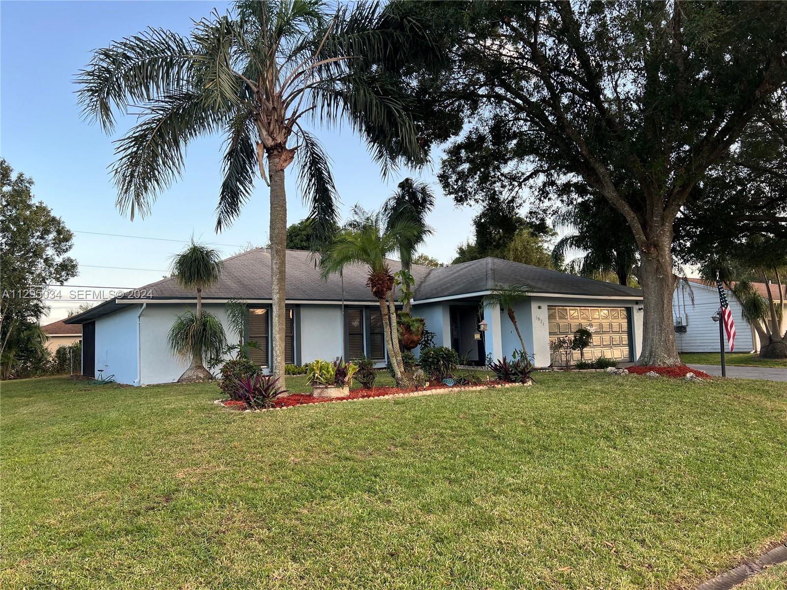 1921 SW Hickock Ter, Port St. Lucie FL 34953