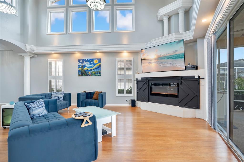 934 SYMPHONY ISLES BOULEVARD, APOLLO BEACH, FL — photo 5 of 30