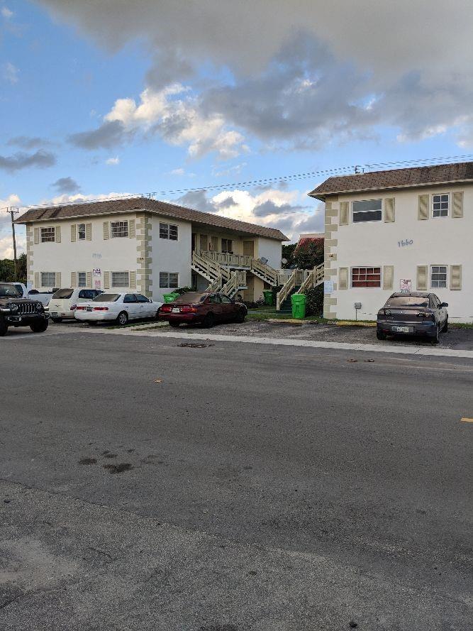 1670 NW 58th Terrace, Sunrise FL 33313