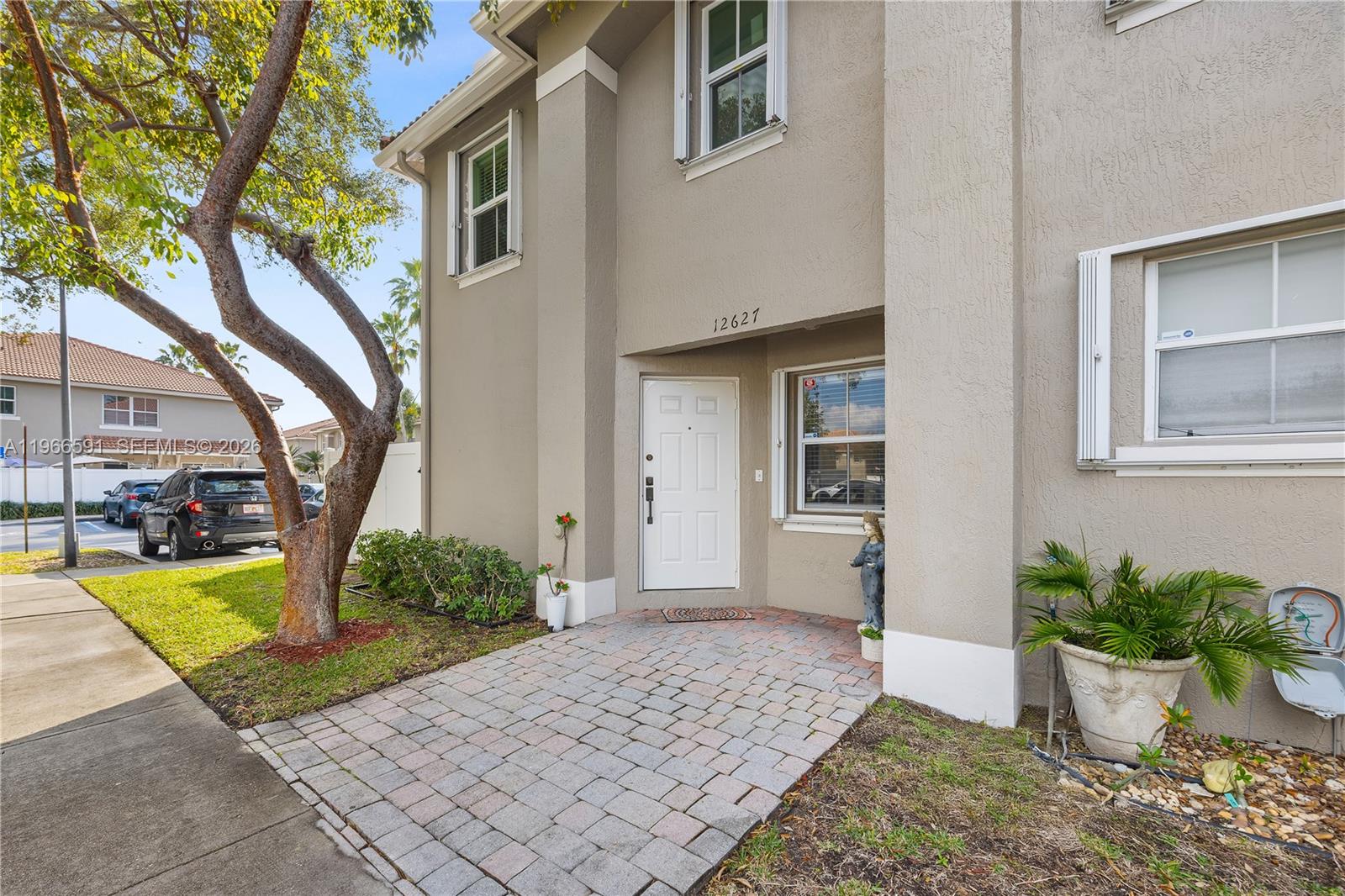 12627 SW 54th St, Miramar FL 33027