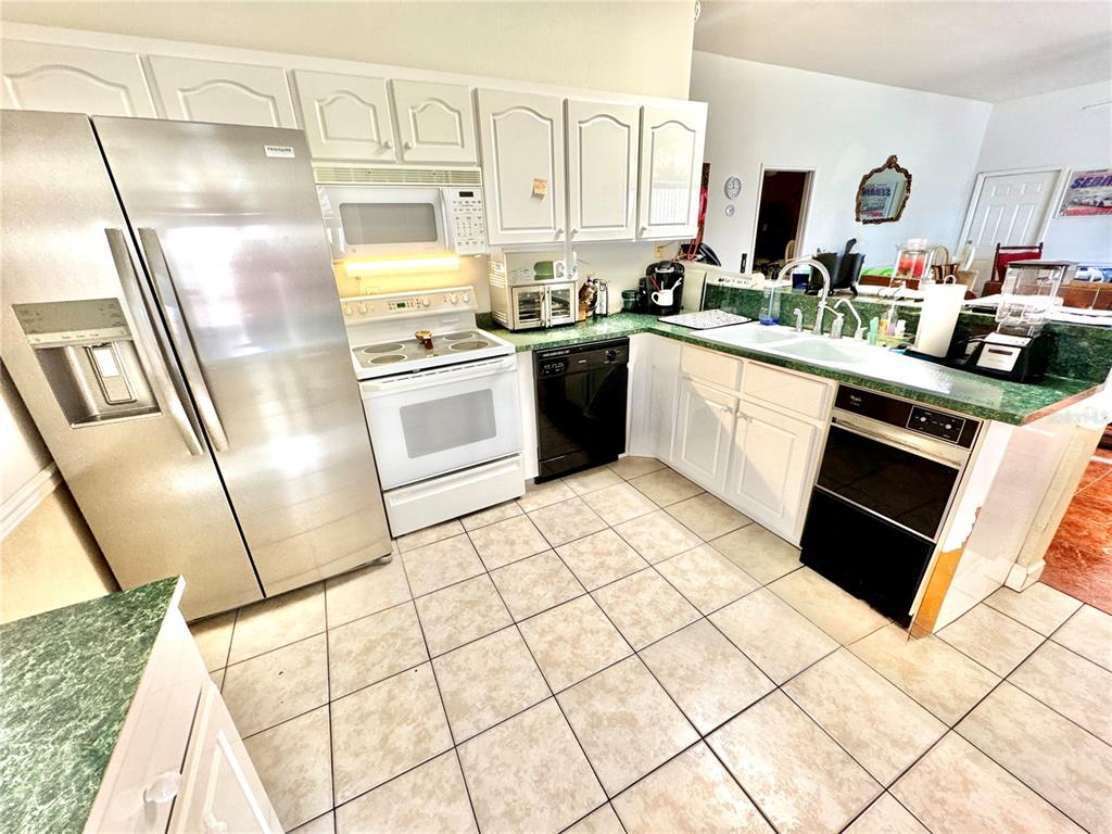 2605 BAYVIEW STREET, SEBRING, FL — photo 5 of 11