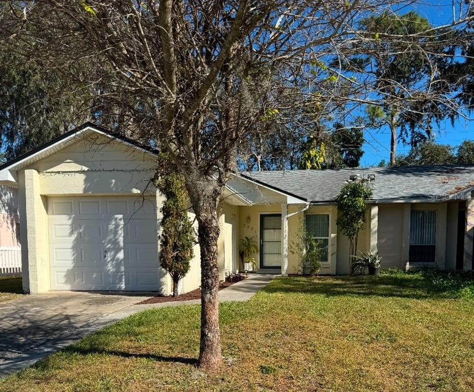 3321 ROYAL STREET