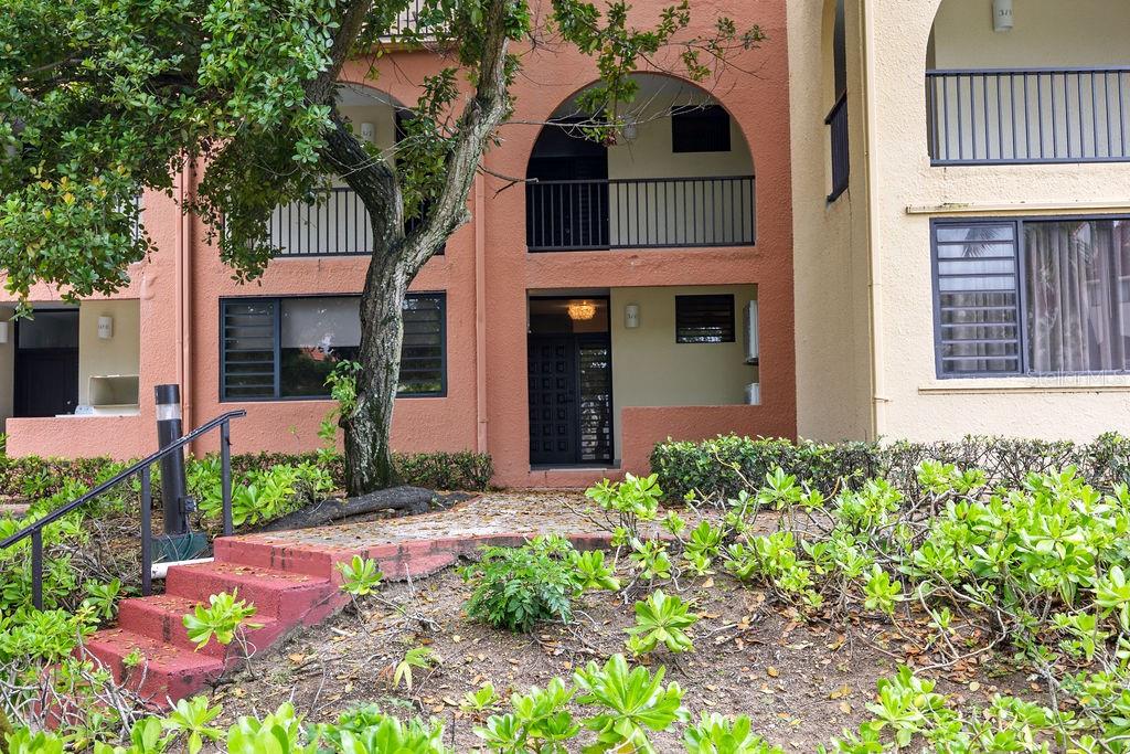 310 BEACH VILLAGE DRIVE
