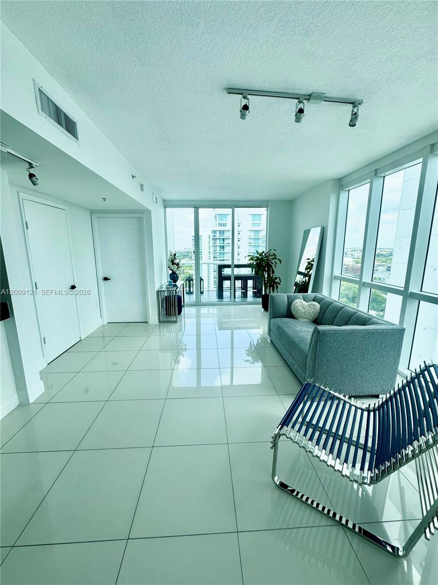 1871 NW S River Dr # 2005, Miami FL 33125
