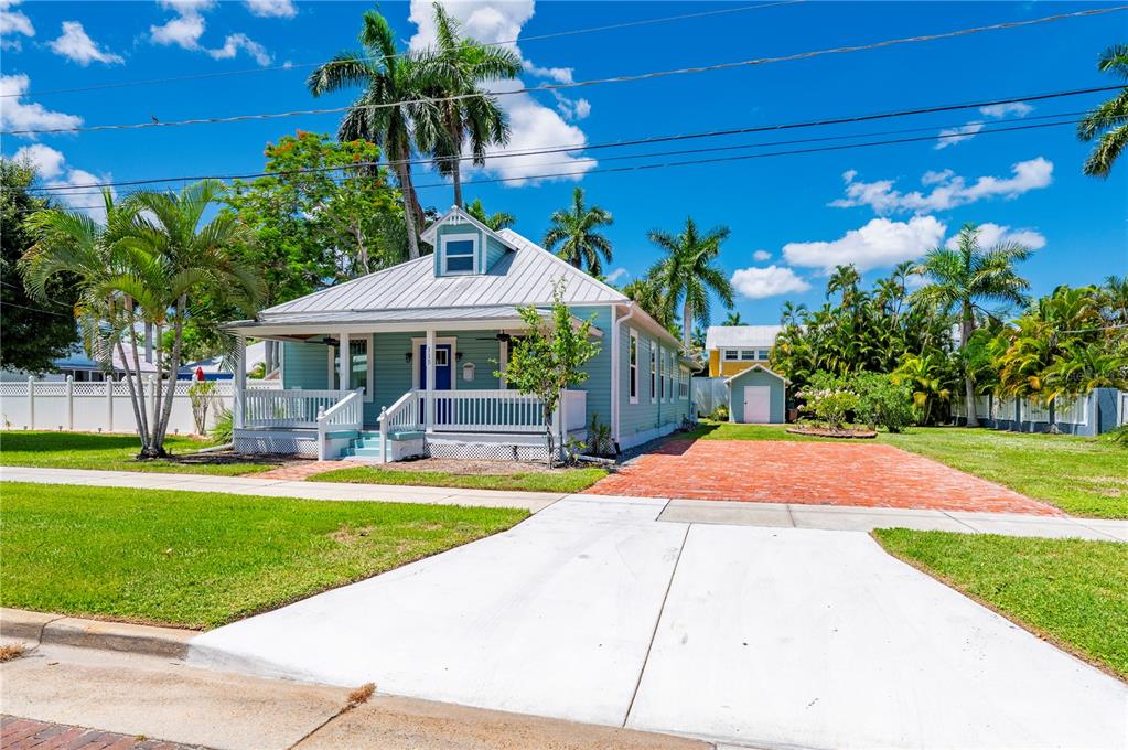 115 GILL STREET, PUNTA GORDA, FL — photo 3 of 30