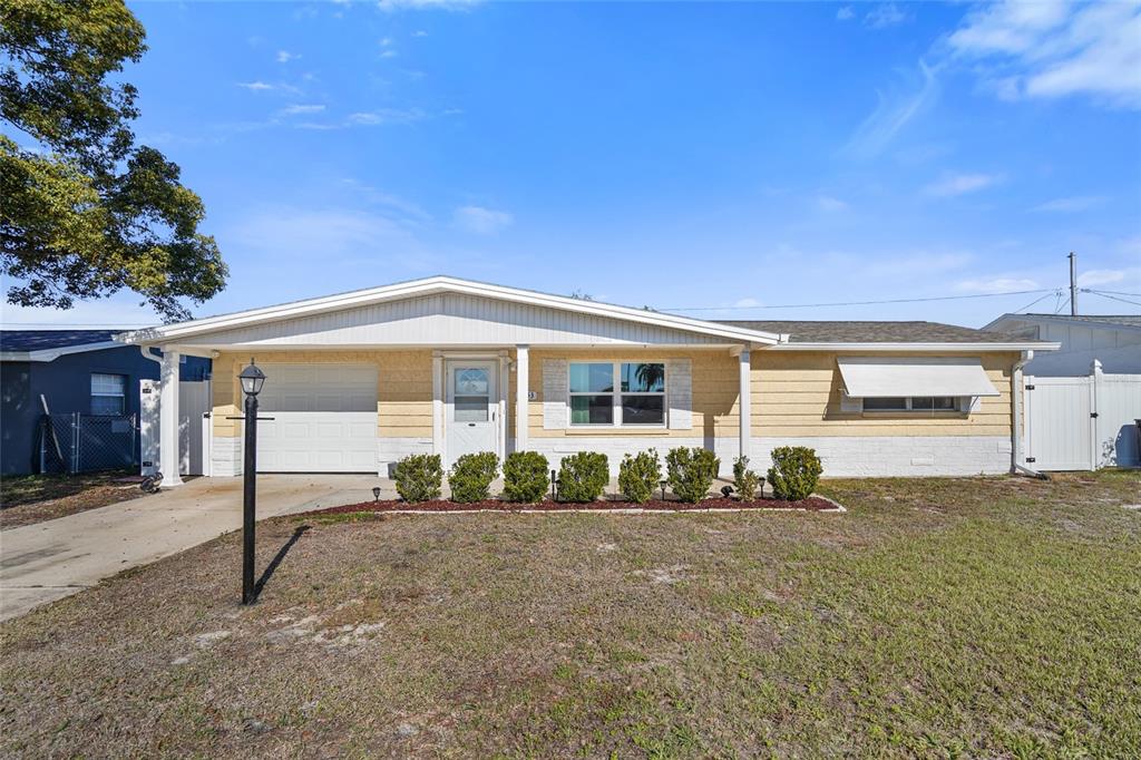 4853 MANOR DRIVE