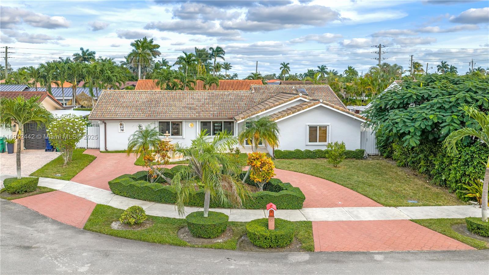 1971 SW 139th Ct, Miami FL 33175
