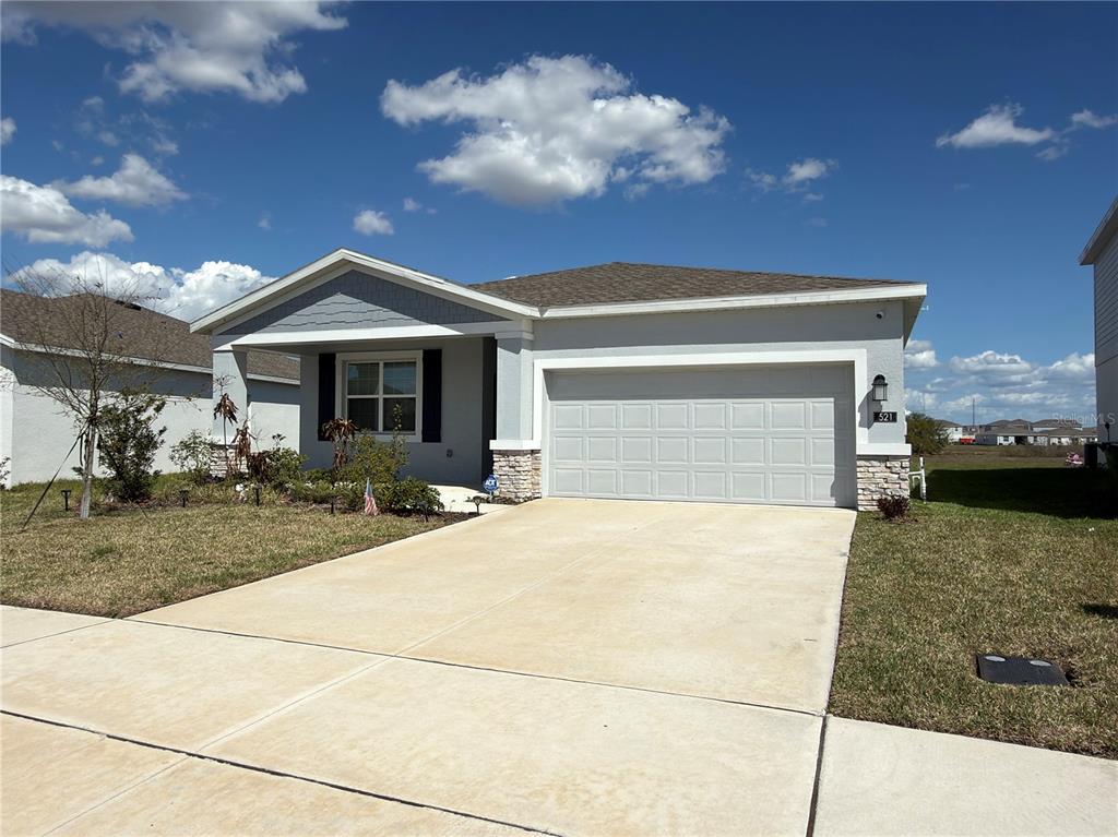 521 REGGIE ROAD