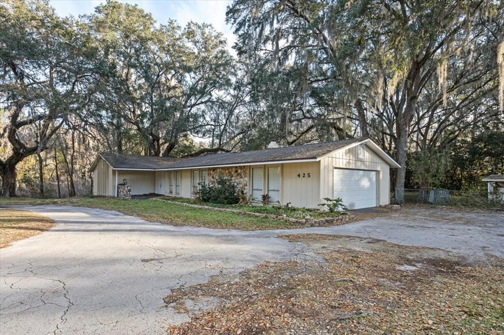 425 NW 79TH DRIVE, GAINESVILLE, FL — photo 2 of 20