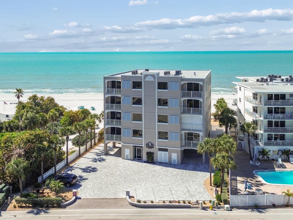 19600 GULF BOULEVARD UNIT 402