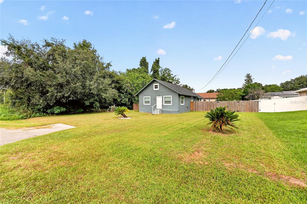 705 NW 64TH PLACE, OCALA, FL — photo 3 of 30