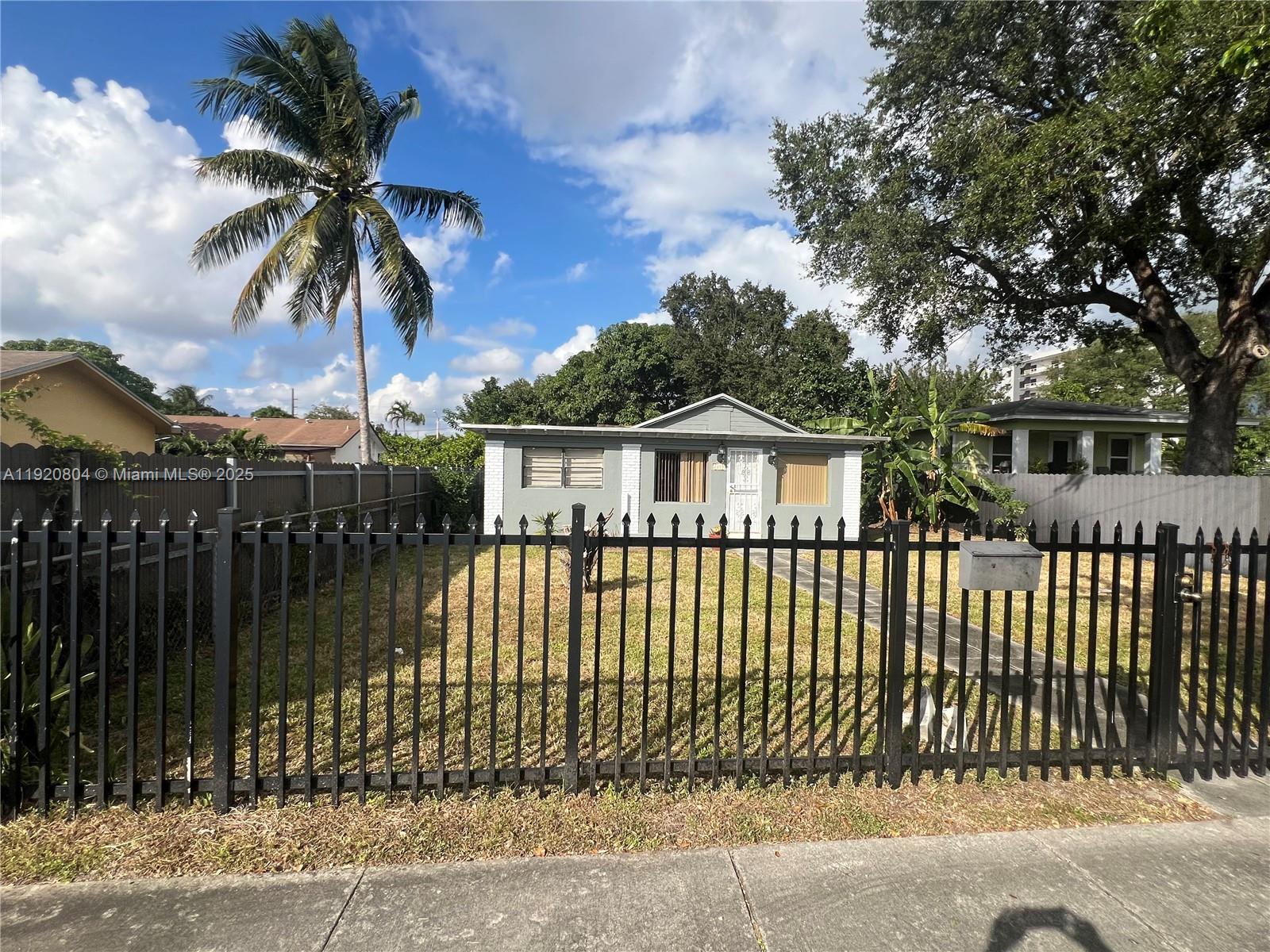 2255 NW 85th St, Miami FL 33147