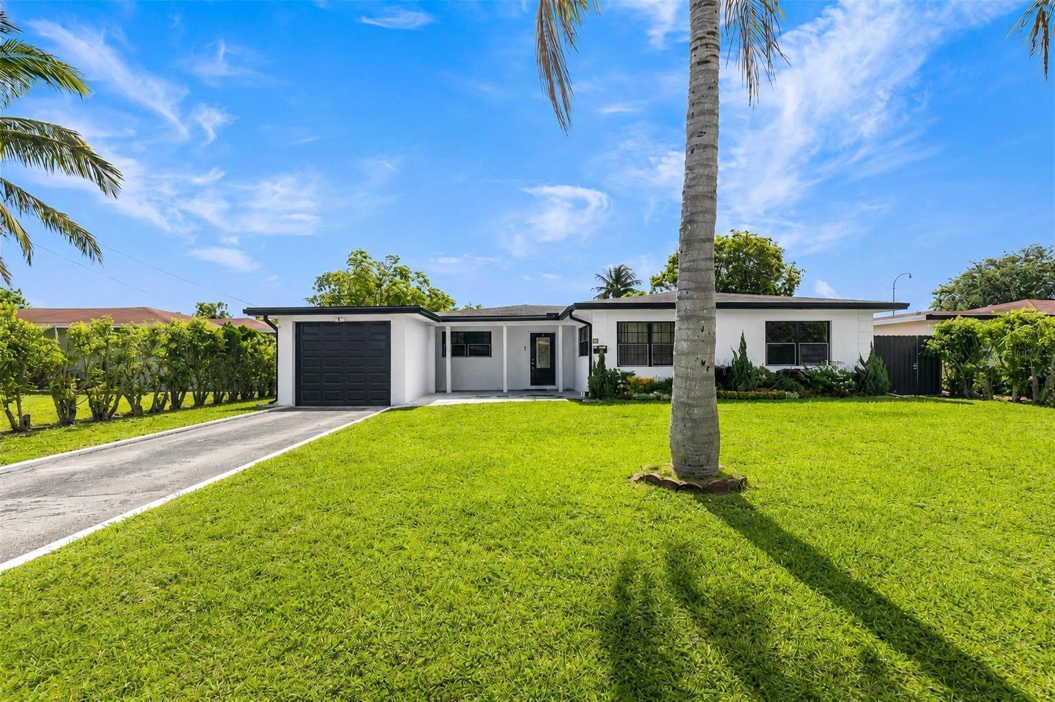 24 NW 42nd Terrace, Plantation FL 33317