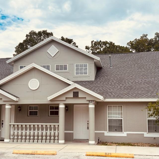 925 N REMBRANDT WAY UNIT 104