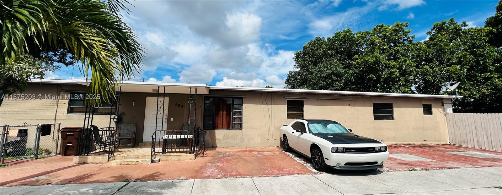 499 E 41st St, Hialeah FL 33013