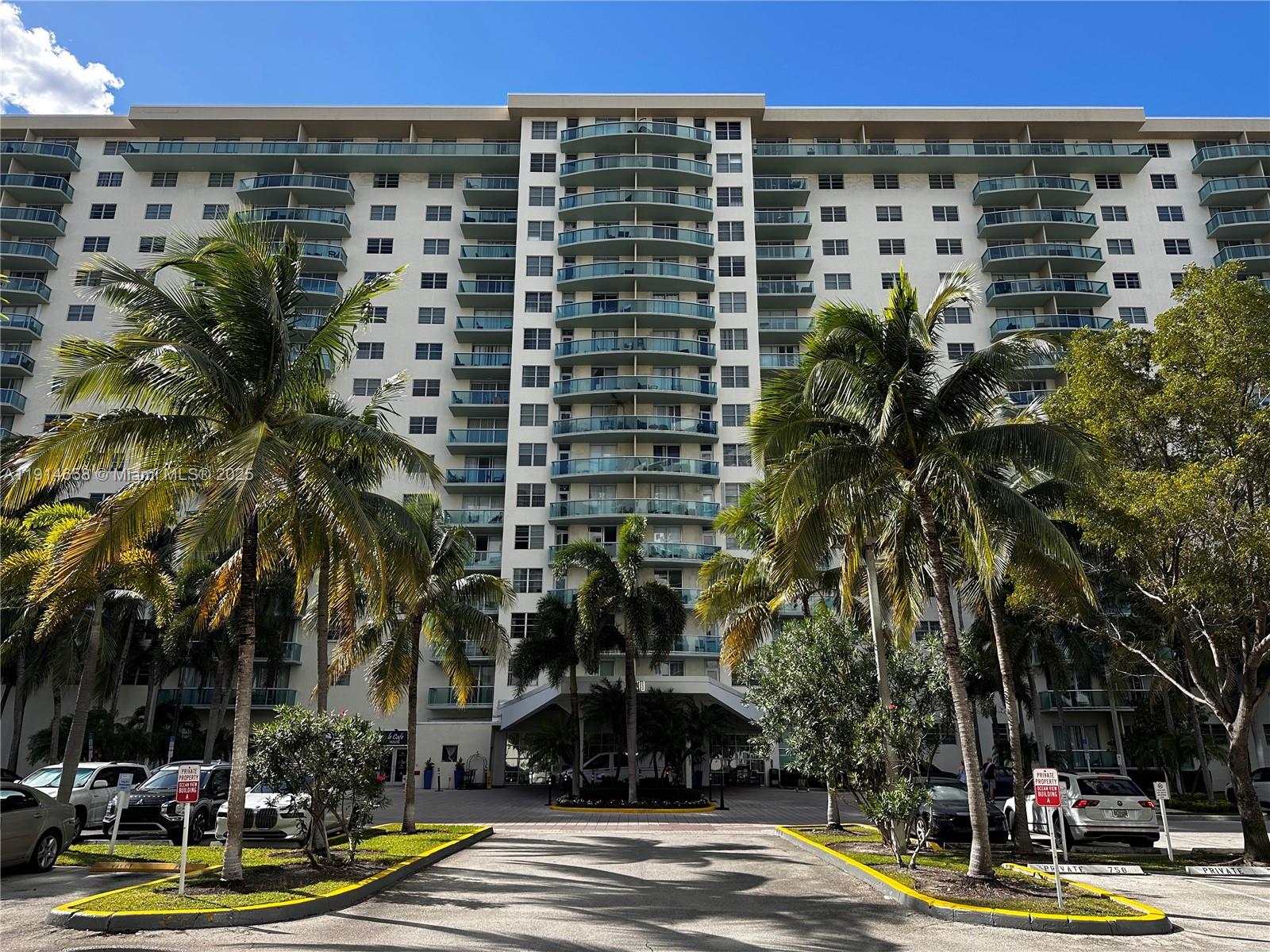 19390 Collins Ave # 704, Sunny Isles Beach FL 33160
