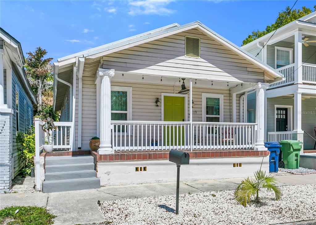 2119 W SPRUCE STREET