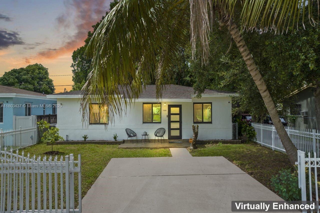 1330 NE 155th St, North Miami Beach FL 33162