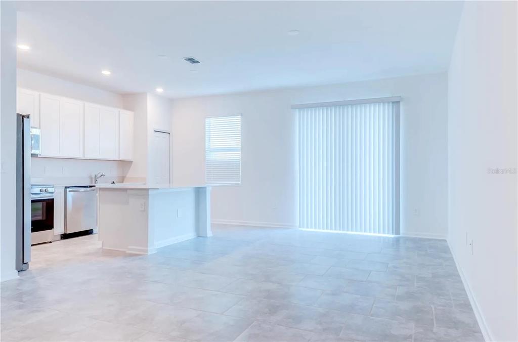 3239 LAURENT LOOP, DAVENPORT, FL — photo 4 of 28
