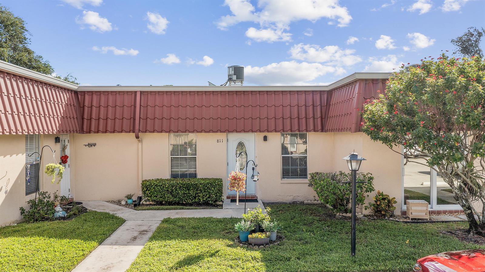 811 Salem Lane, Lake Worth FL 33467