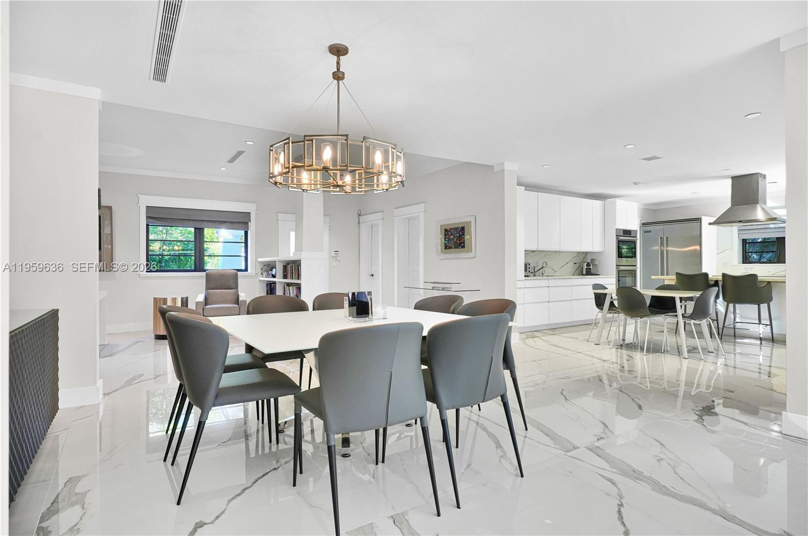 4363 Nautilus Dr, Miami Beach FL 33140