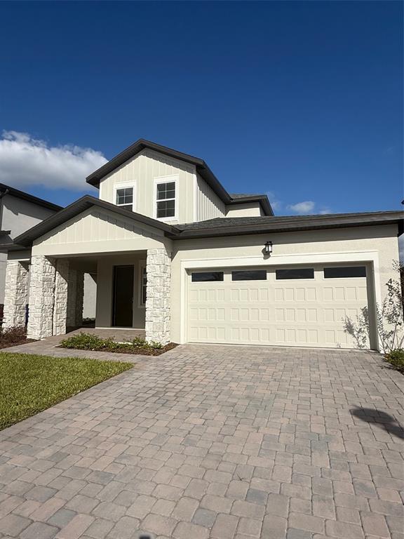 4895 SHADY PINES DRIVE