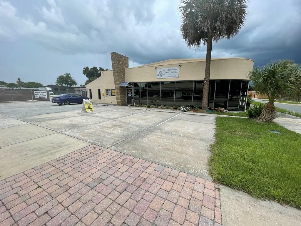 201 E MAIN STREET UNIT 101
