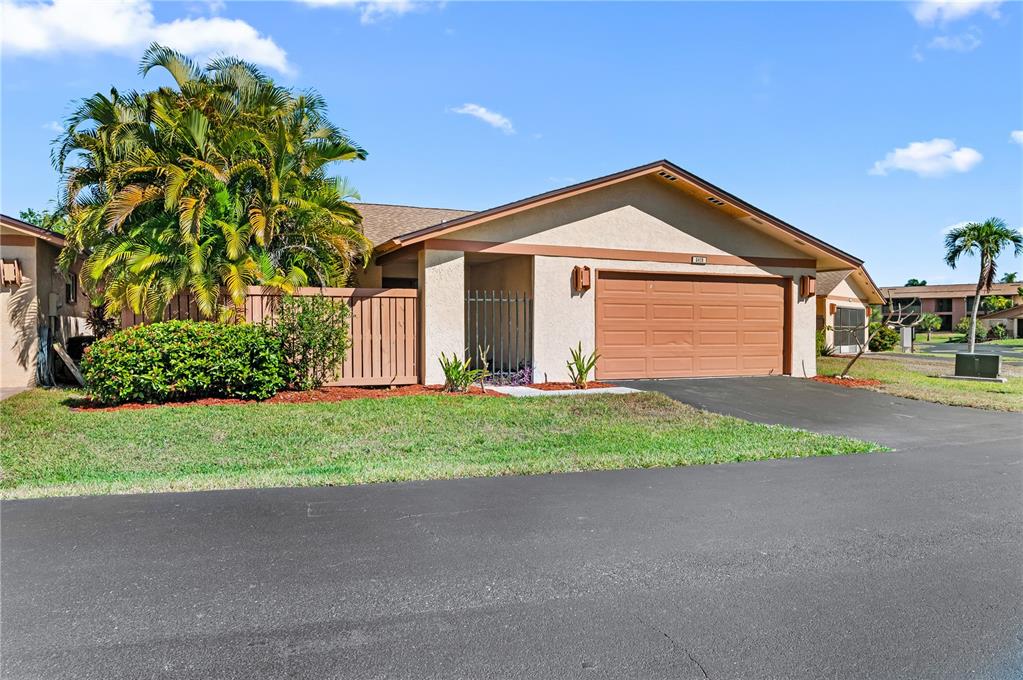 6479 ROYAL WOODS DRIVE