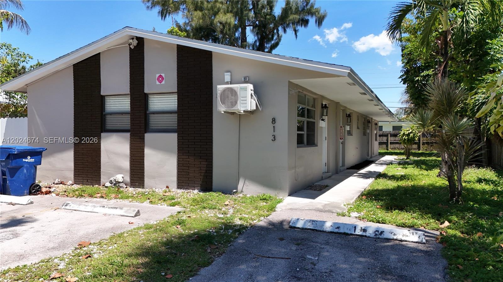 813 SW 29th St, Fort Lauderdale FL 33315